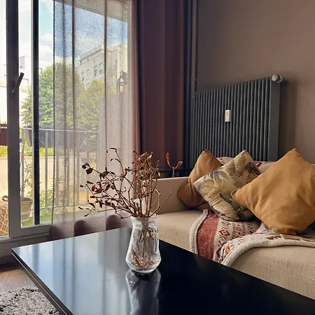 With Balcony Near Metro L7 In Paris Appartement Ivry-sur-Seine